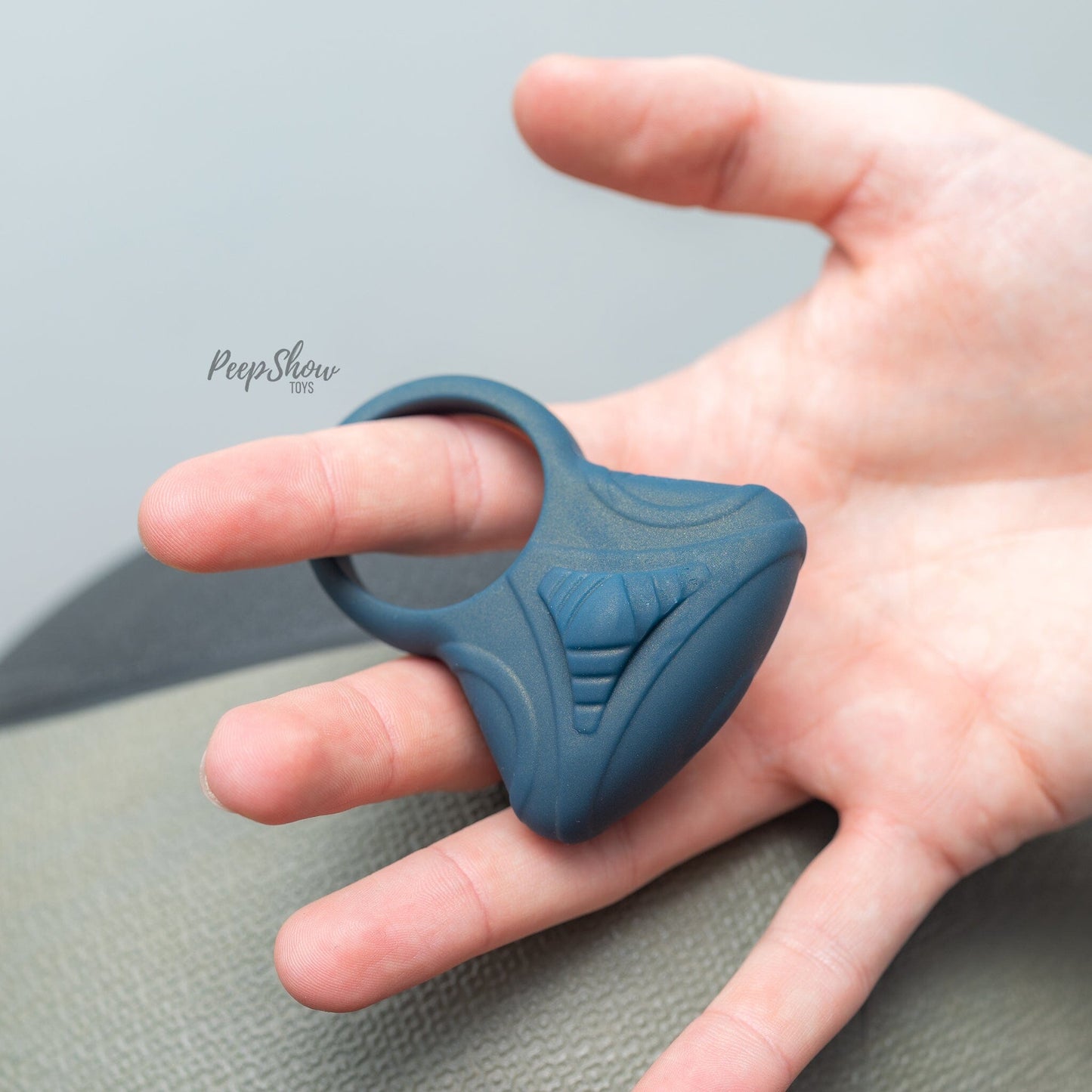 Lux Active Circuit - PowerBullet Vibrating Cock Ring with Remote