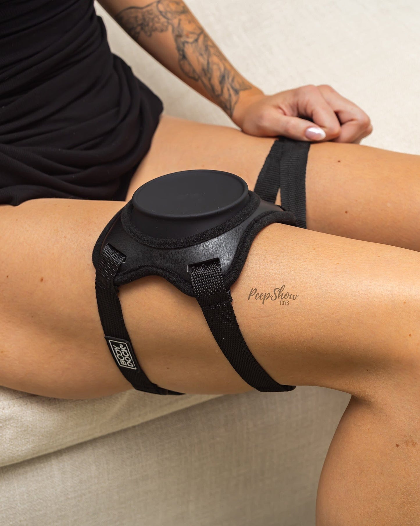 Solina Dildo Mount / Thigh Harness Bundle
