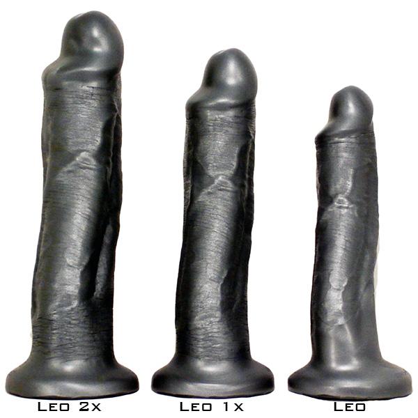 SquarePegToys® Leo Harness SuperSoft Silicone Dildo