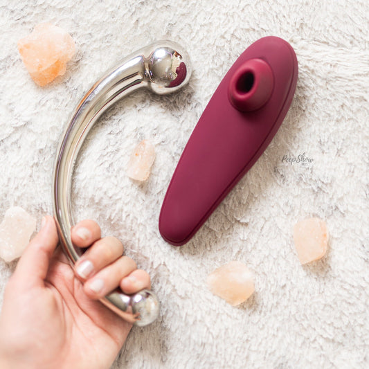 Womanizer Classic 2 + Njoy Pure Wand Bundle