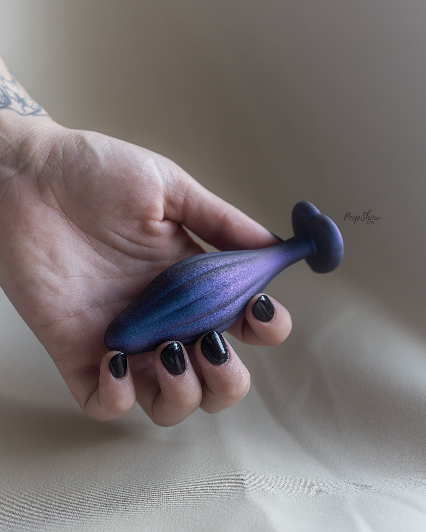 Anal Adventures Matrix Wavy Bling Plug