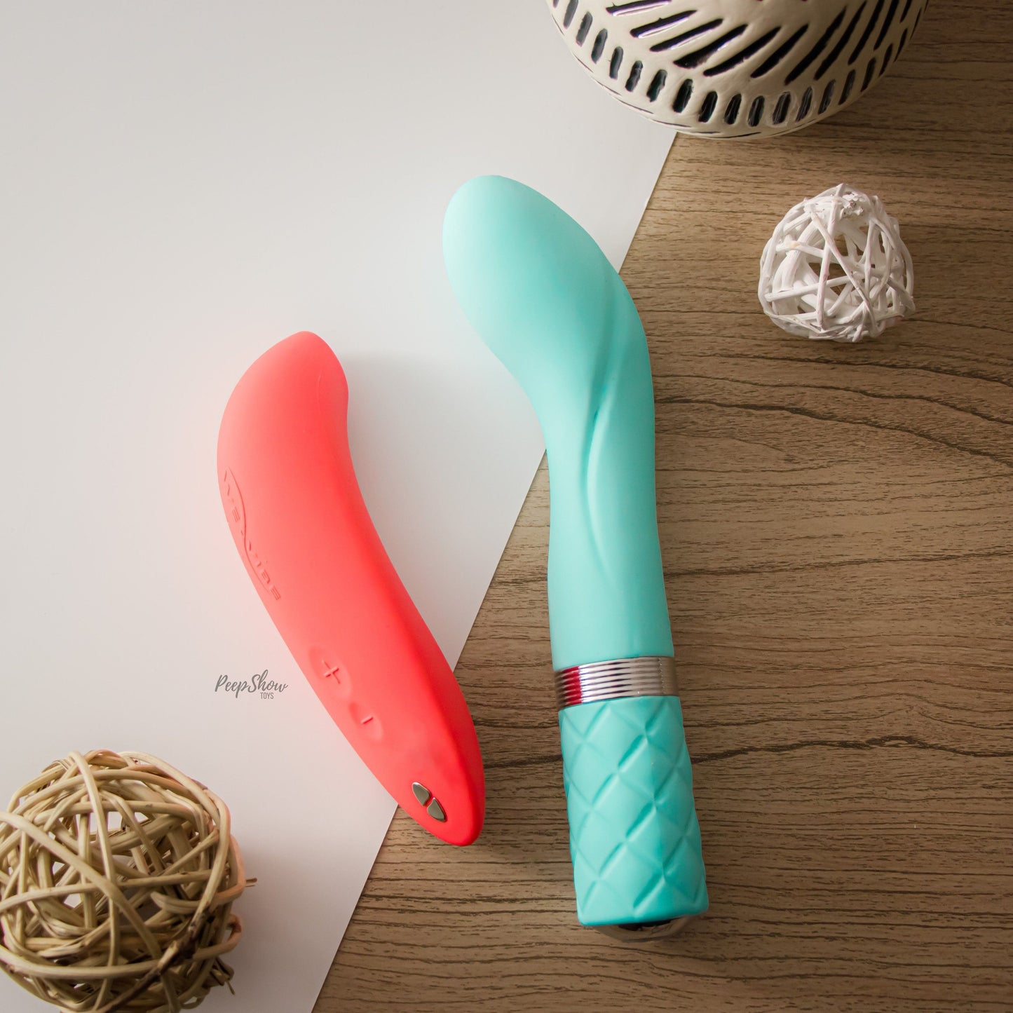 We-Vibe Melt + Pillow Talk Sassy Bundle